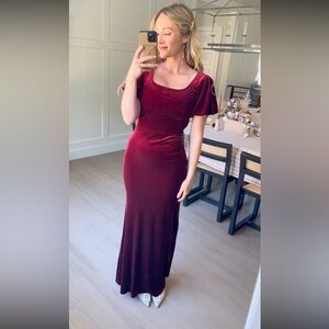 Ivy City Co. Cleo Maxi Dress in Wine